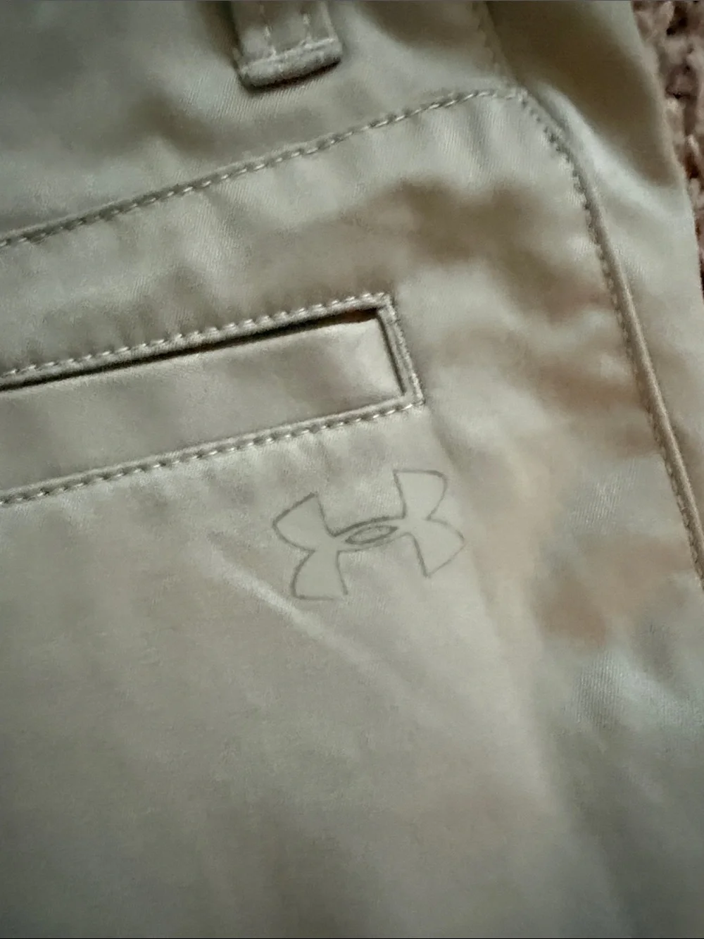 Under Armour kidsFlat Front Khaki Shorts - Light Tan